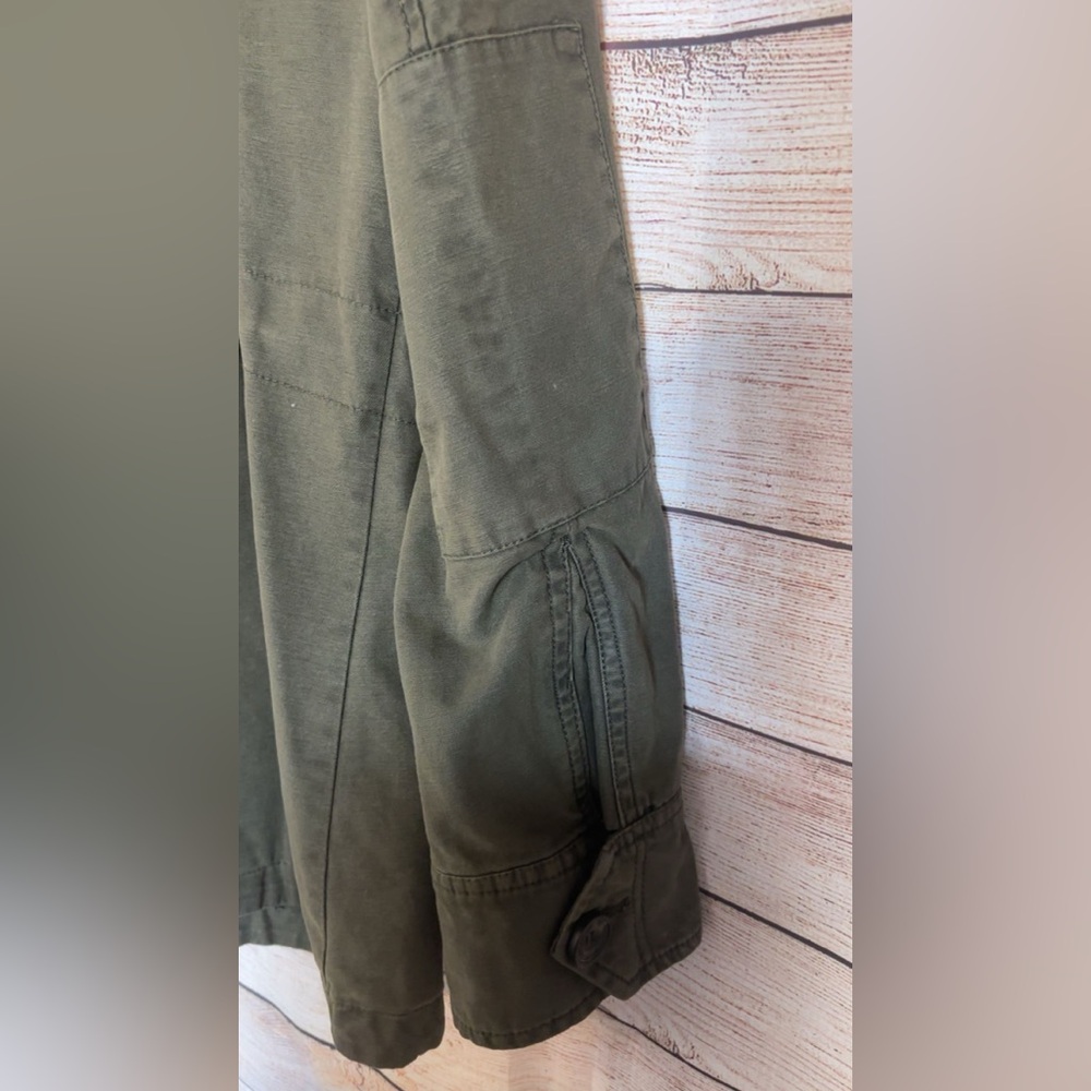 Levi’s Olive Green Women's Utility Jacket - Picture 9 of 13